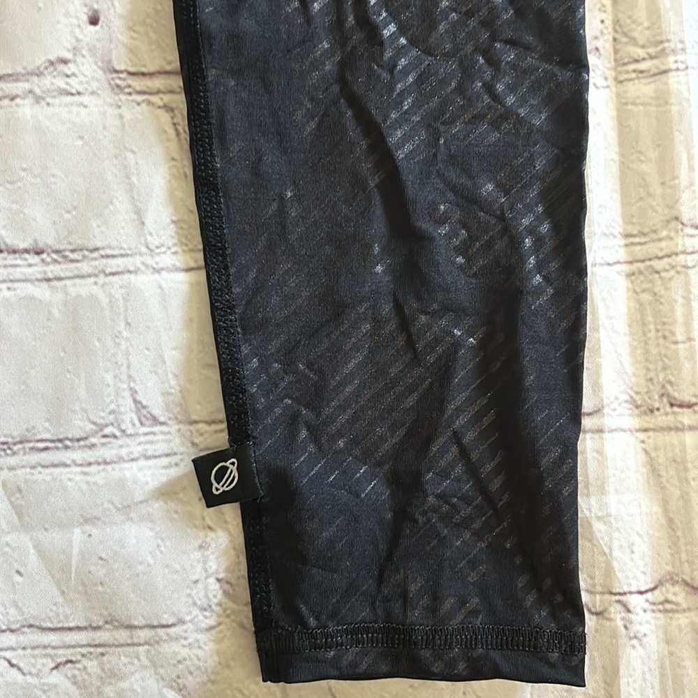 Terez Women’s Workout Legging Camo Foil Stripe Size Small Black Mid-Rise - Picture 4 of 10